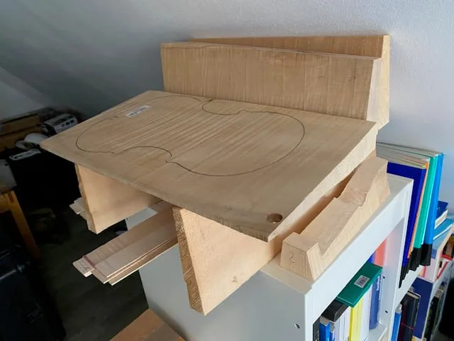 Holz in der Hütt'n